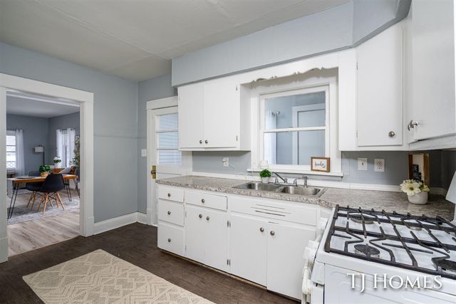 459 Ada Avenue, Muskegon, MI 49442