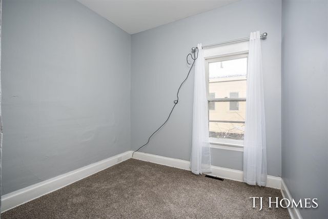 459 Ada Avenue, Muskegon, MI 49442