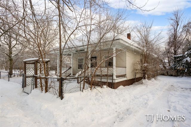 459 Ada Avenue, Muskegon, MI 49442