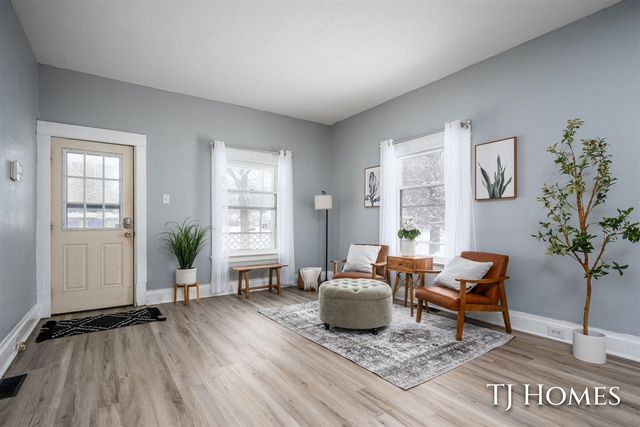 459 Ada Avenue, Muskegon, MI 49442