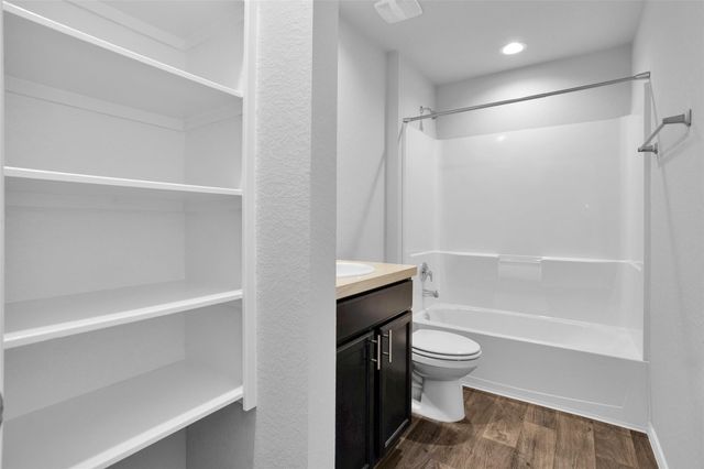 20807 Olive Leaf Street, New Caney, TX 77357