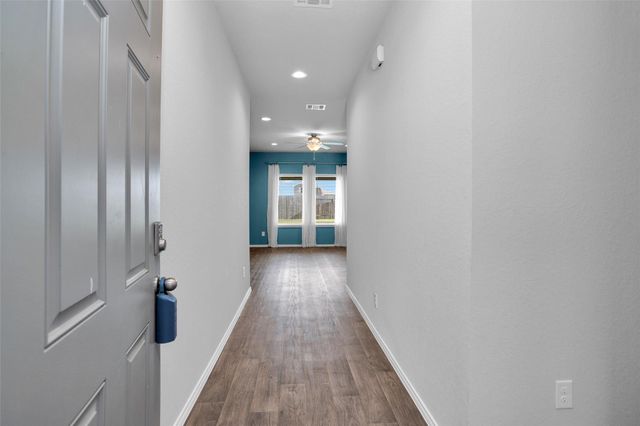 20807 Olive Leaf Street, New Caney, TX 77357