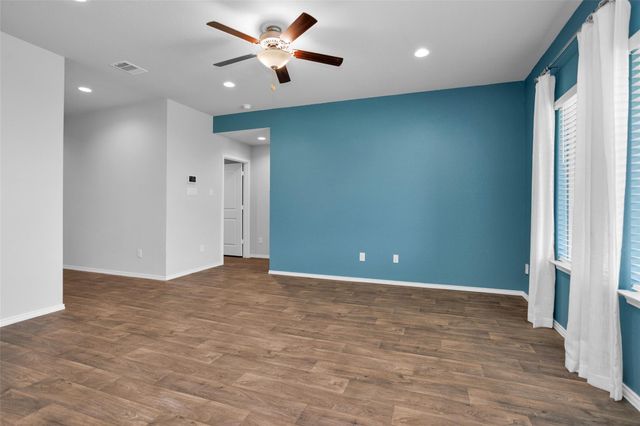 20807 Olive Leaf Street, New Caney, TX 77357