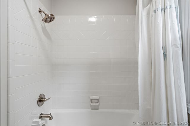 3110 E 44th Place, Tulsa, OK 74105