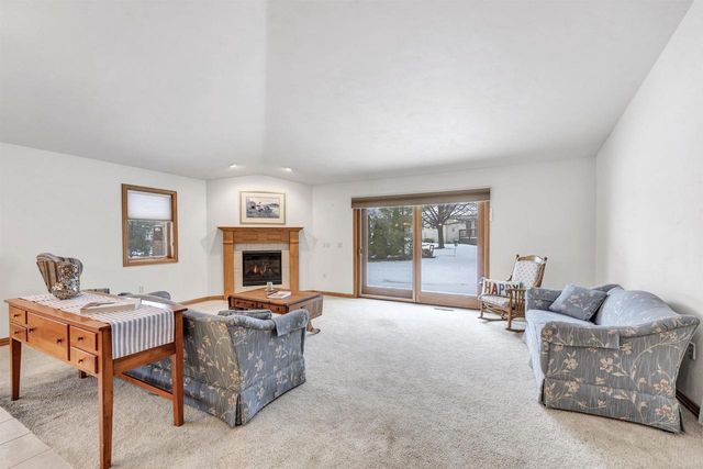 1062 CORONADO COURT, Oneida, WI 54155