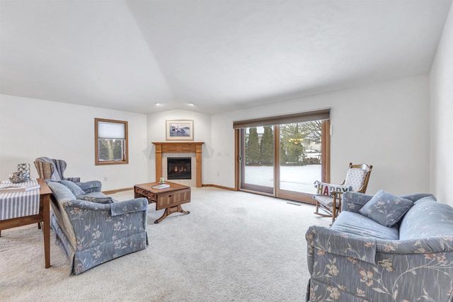 1062 CORONADO COURT, Oneida, WI 54155