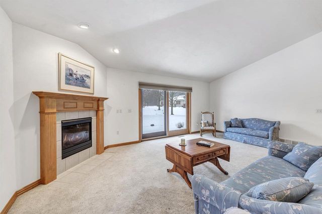 1062 CORONADO COURT, Oneida, WI 54155