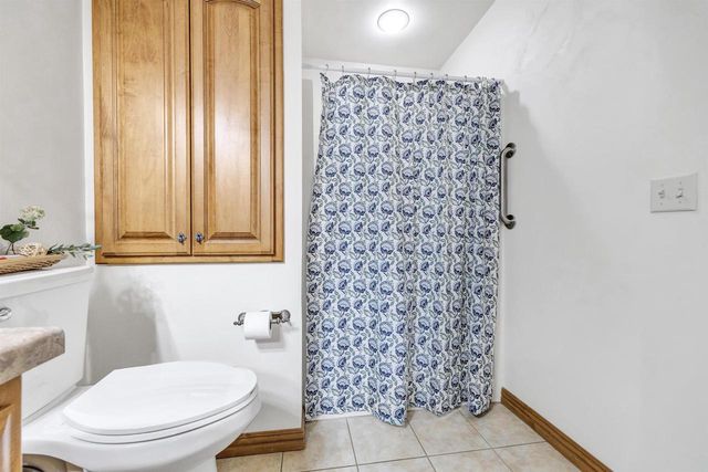 1062 CORONADO COURT, Oneida, WI 54155