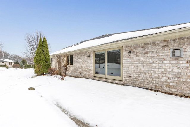 1062 CORONADO COURT, Oneida, WI 54155