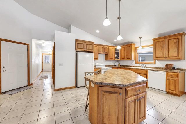 1062 CORONADO COURT, Oneida, WI 54155