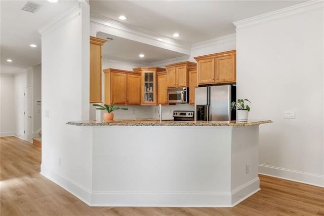 12100 Seasons Trace, Alpharetta, GA 30004