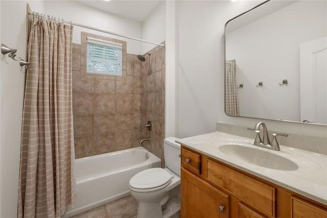 12100 Seasons Trace, Alpharetta, GA 30004