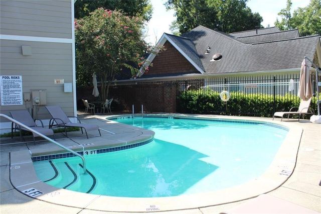 12100 Seasons Trace, Alpharetta, GA 30004