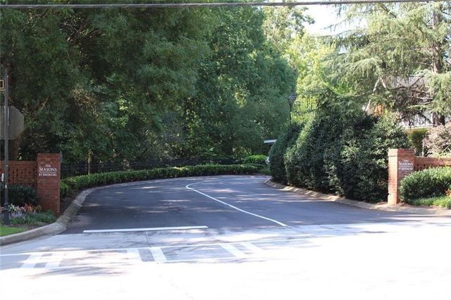 12100 Seasons Trace, Alpharetta, GA 30004