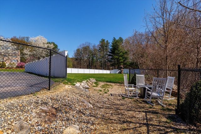 1 Sherry Lane, Spencer, MA 01562