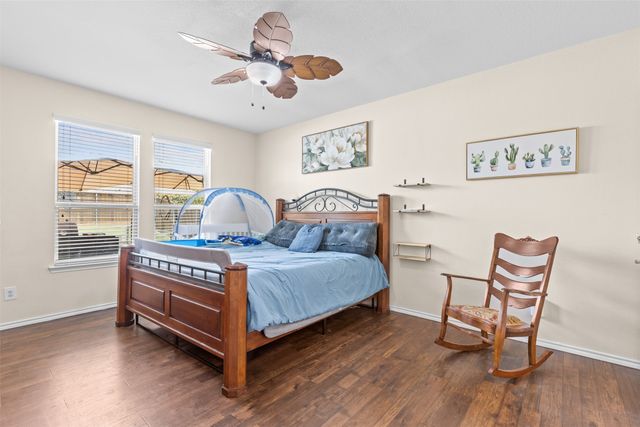 404 Marquette Drive, Van Alstyne, TX 75495