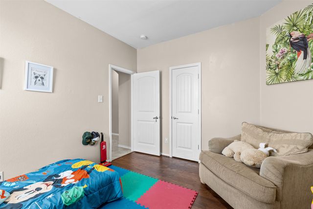404 Marquette Drive, Van Alstyne, TX 75495