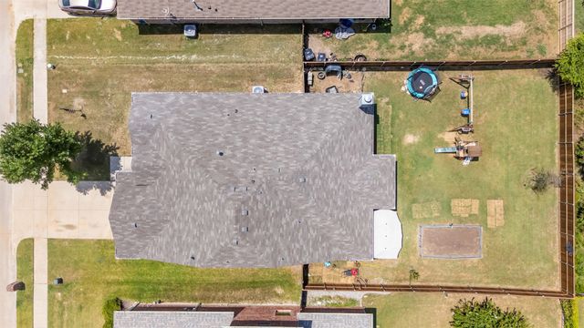 404 Marquette Drive, Van Alstyne, TX 75495