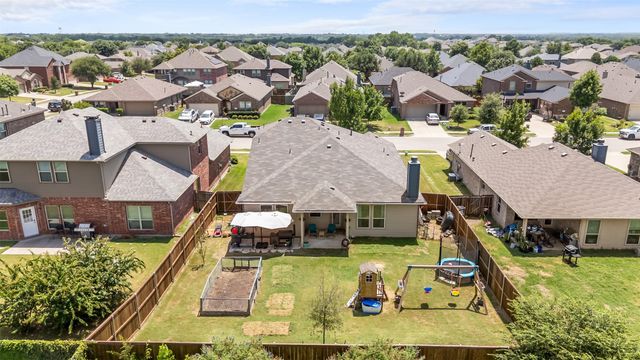 404 Marquette Drive, Van Alstyne, TX 75495