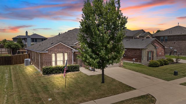 404 Marquette Drive, Van Alstyne, TX 75495