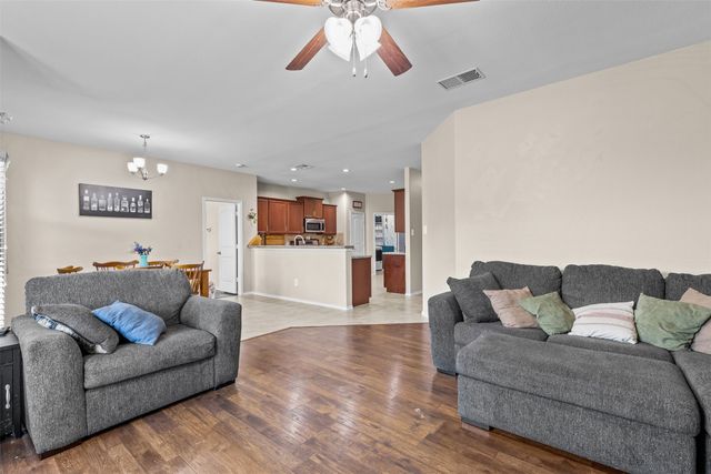 404 Marquette Drive, Van Alstyne, TX 75495