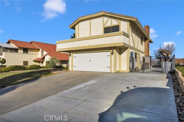 13685 Hidden Valley Road, Victorville, CA 92395