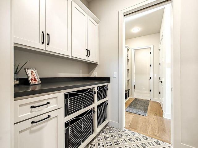 21509 W 80th Terrace, Shawnee, KS 66220