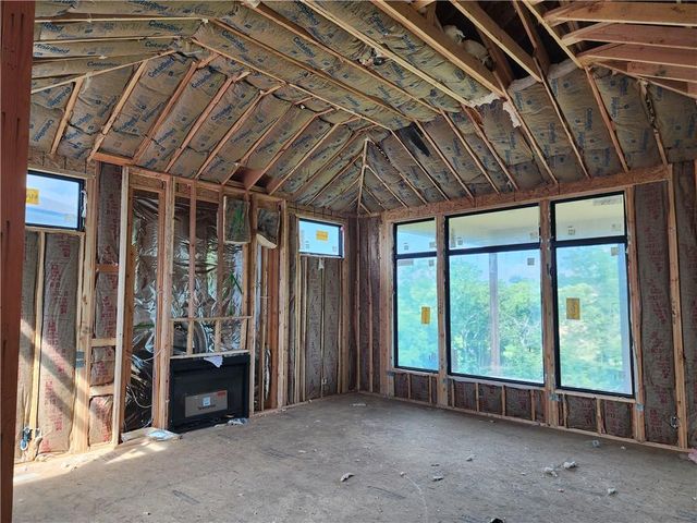 21509 W 80th Terrace, Shawnee, KS 66220