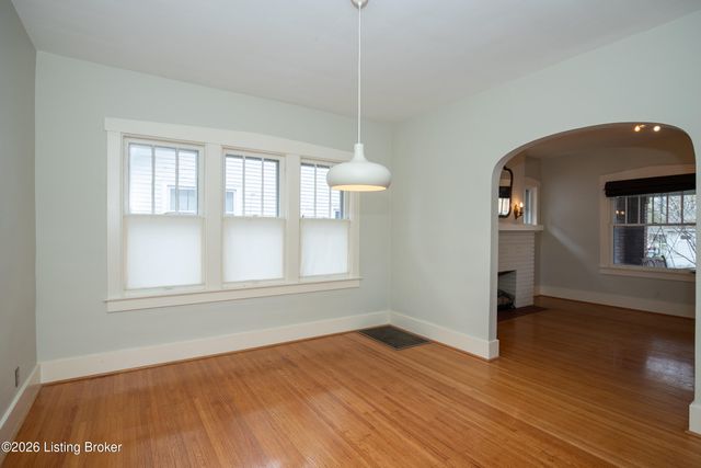 1211 Delor Ave, Louisville, KY 40217