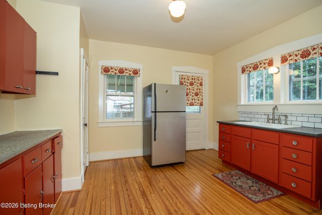 1211 Delor Ave, Louisville, KY 40217