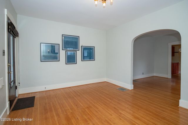 1211 Delor Ave, Louisville, KY 40217