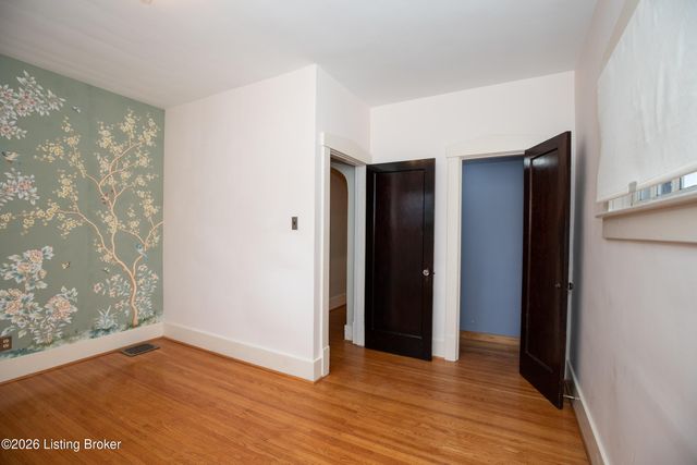 1211 Delor Ave, Louisville, KY 40217