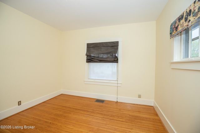 1211 Delor Ave, Louisville, KY 40217