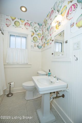 1211 Delor Ave, Louisville, KY 40217