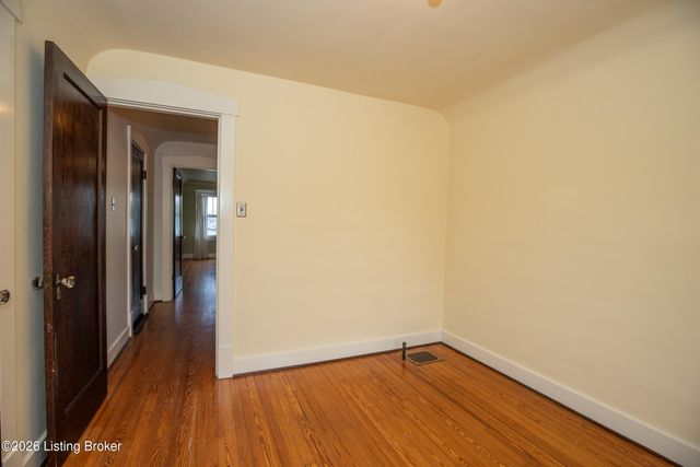 1211 Delor Ave, Louisville, KY 40217