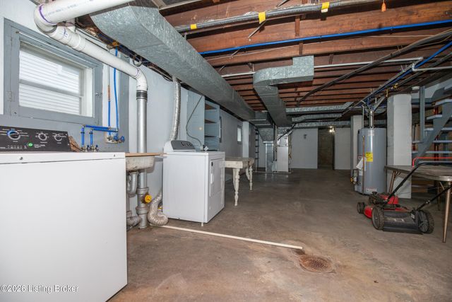 1211 Delor Ave, Louisville, KY 40217