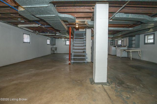 1211 Delor Ave, Louisville, KY 40217