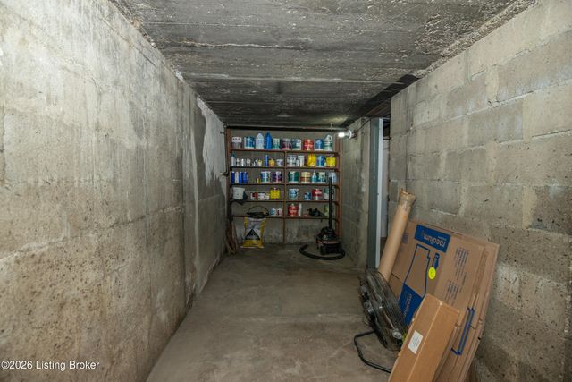 1211 Delor Ave, Louisville, KY 40217