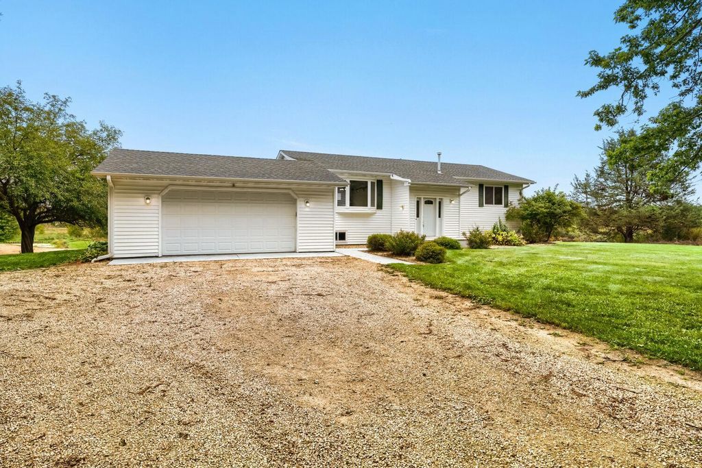 18335 Imperial Avenue N, Forest Lake, MN 55025 — exterior