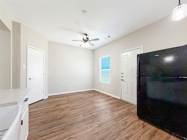 9418 Belleclaire Lane, Houston, TX 77044