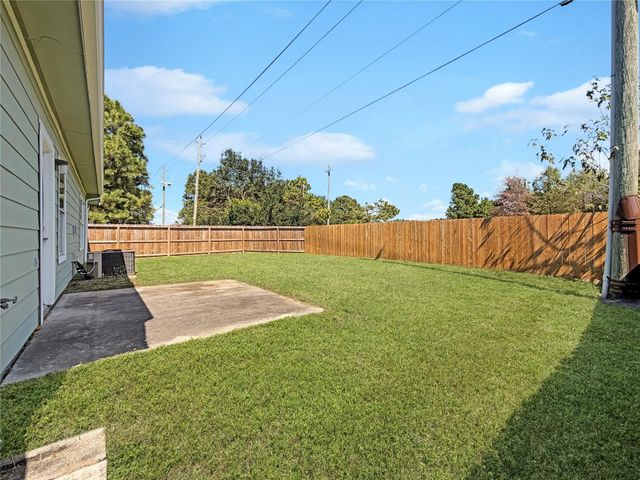 9418 Belleclaire Lane, Houston, TX 77044