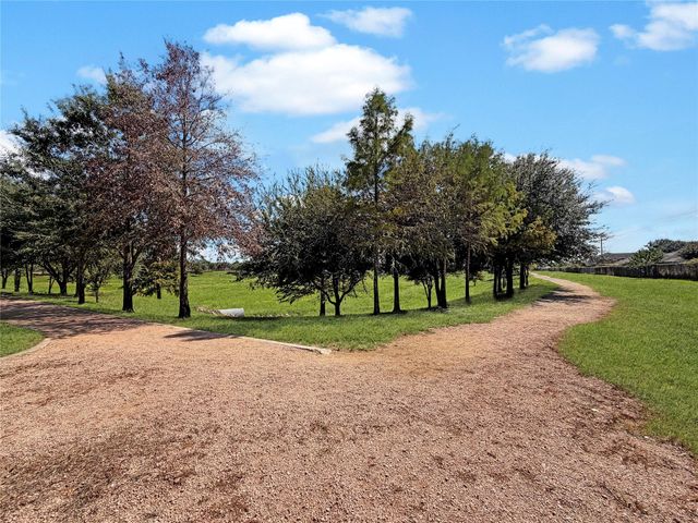 9418 Belleclaire Lane, Houston, TX 77044