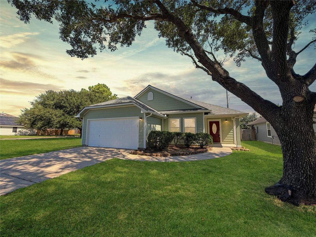 9418 Belleclaire Lane, Houston, TX 77044