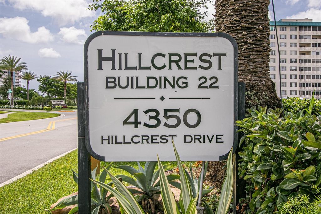 4350 Hillcrest Dr 303, Hollywood, FL 33021