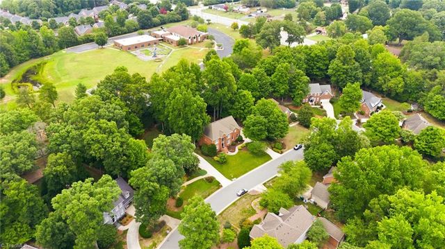 4911 Setter Court, Jamestown, NC 27282