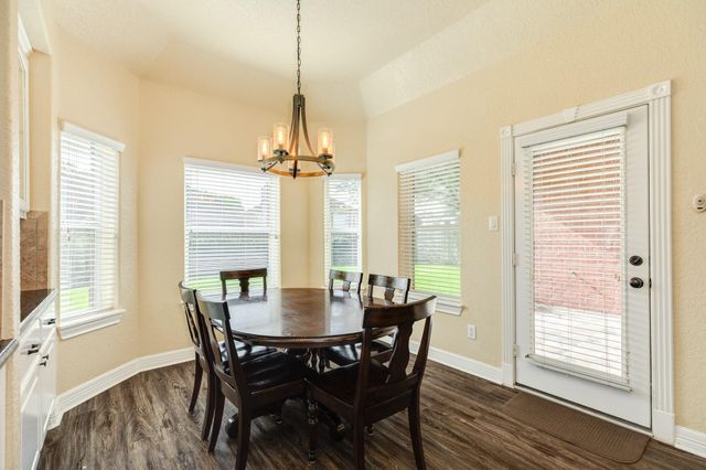 264 Lasso Street, Angleton, TX 77515