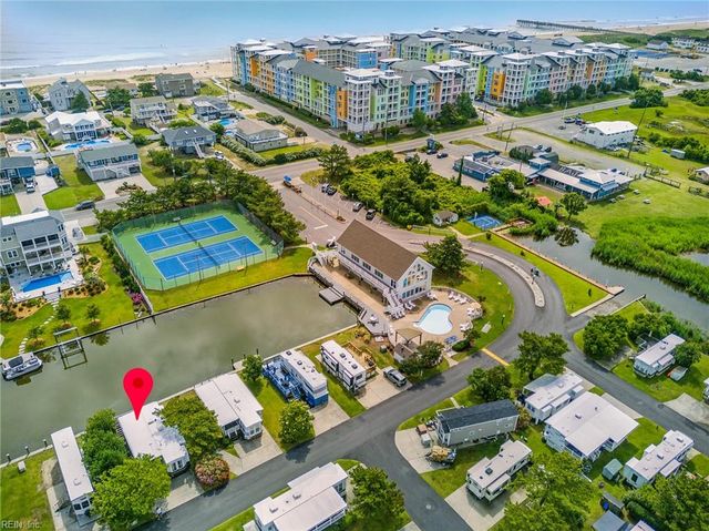 3665 Sandpiper RD # 186, Virginia Beach, VA 23454