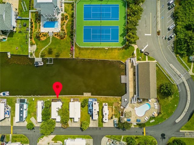 3665 Sandpiper RD # 186, Virginia Beach, VA 23454