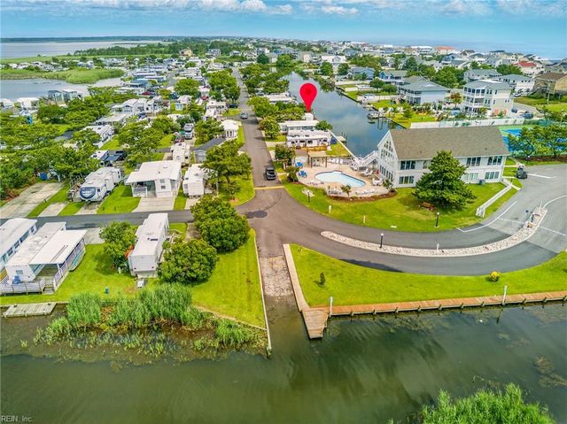 3665 Sandpiper RD # 186, Virginia Beach, VA 23454