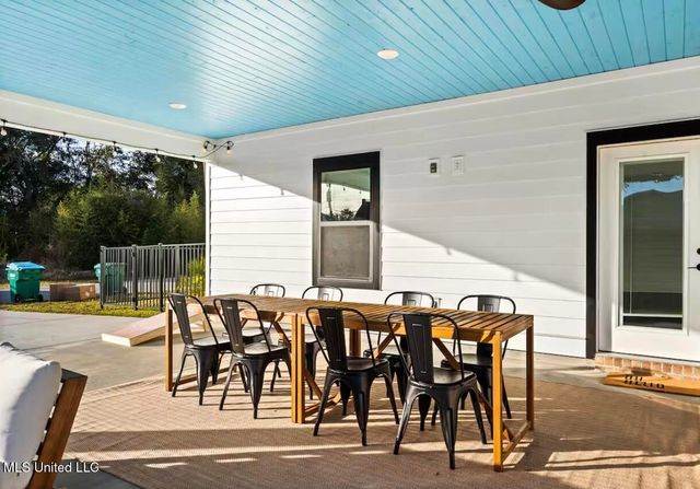 435 3rd Street, Gulfport, MS 39501